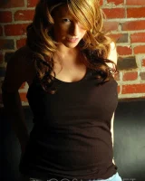 Cosmid - 01-lisa-davidson-white-tank-top-dsc-0001